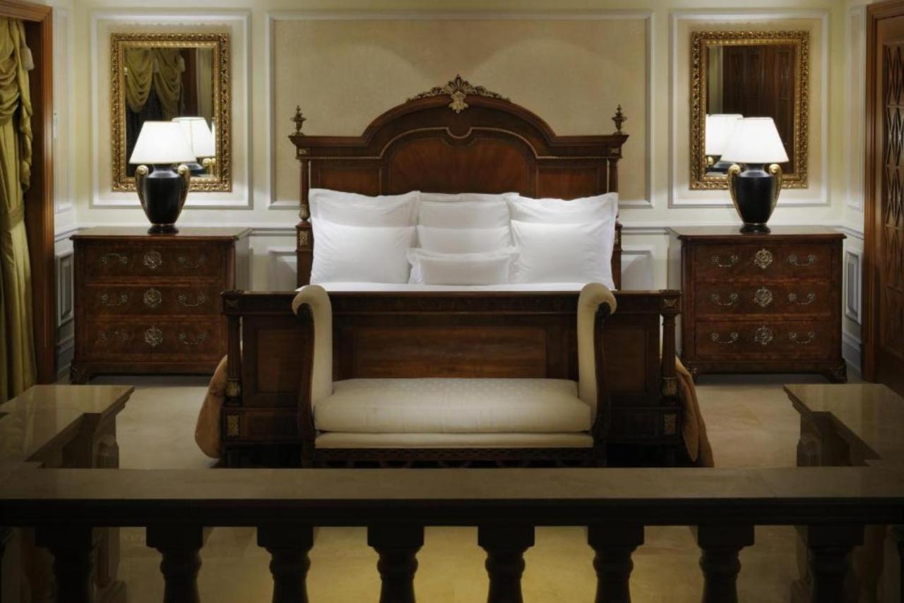The Bristol Hotel Dubai Bilik gambar