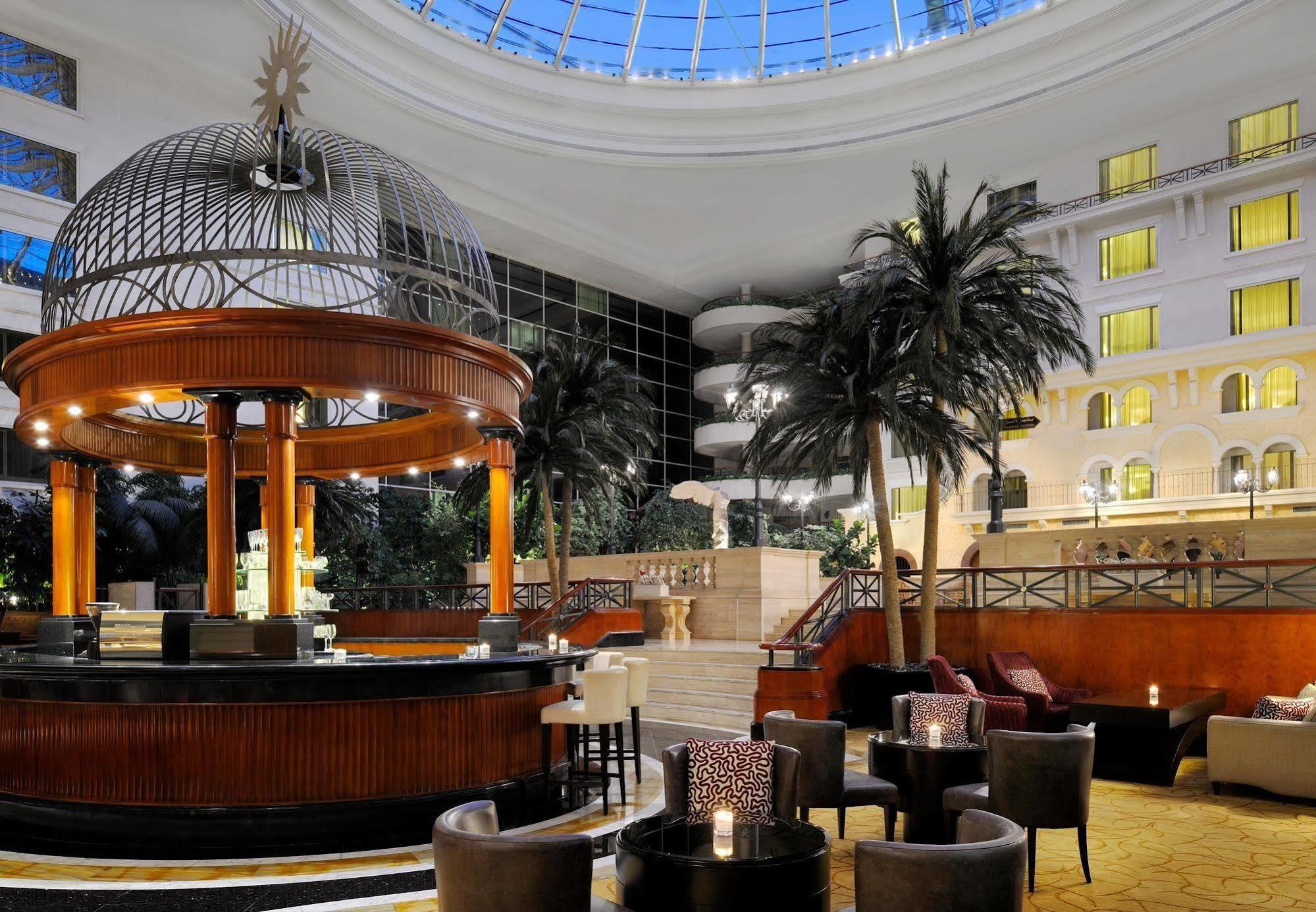 The Bristol Hotel Dubai Dalaman gambar